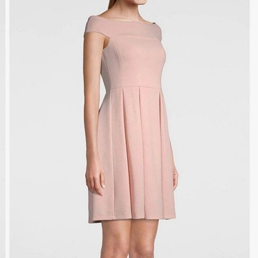 White House Black Market Pink Off Shoulder Pleated Fit & Flare Dress - S…